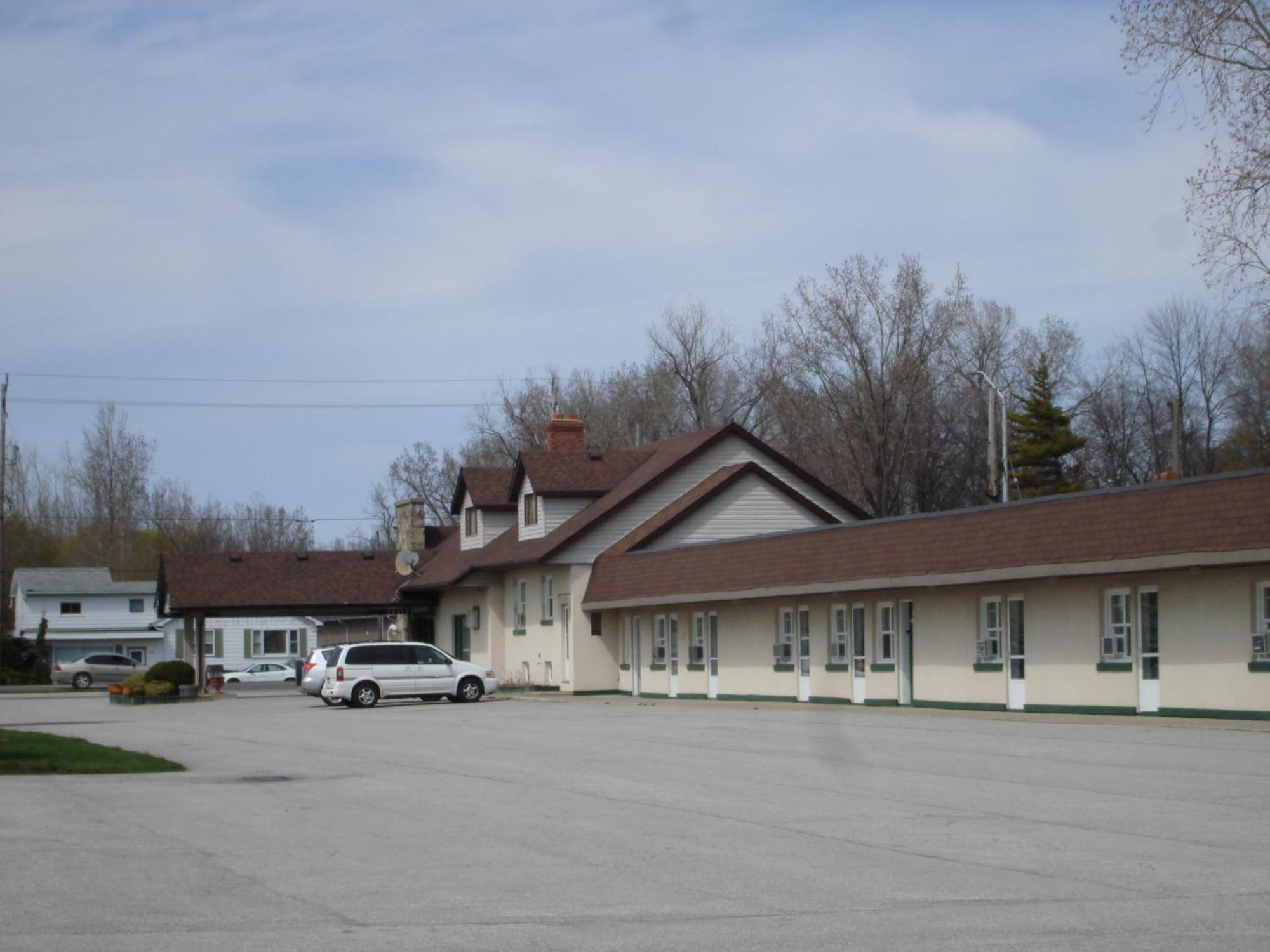 The Gables Inn Sarnia Exteriör bild